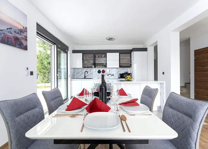 Lavanda Mit Garten- Grill Und Terrasse By Interhome * Risika