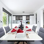 Lavanda Mit Garten- Grill Und Terrasse By Interhome * Risika